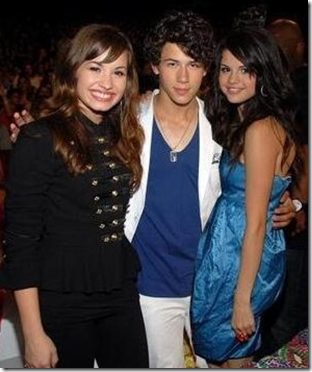 s nickom and demi.png