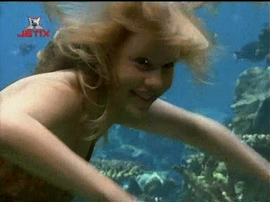 VIDEO EMMA.gif