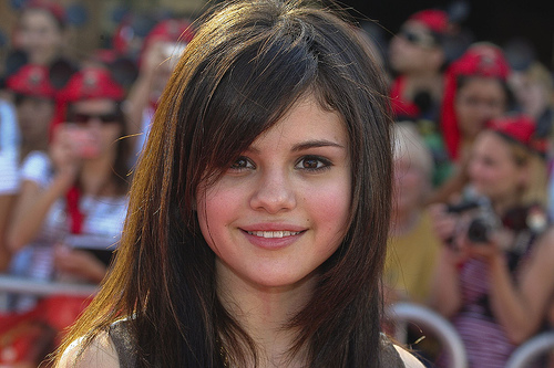 selenanana gomez.jpg